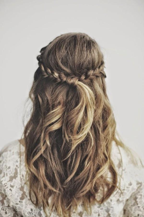 Boho natural texture wedding hair