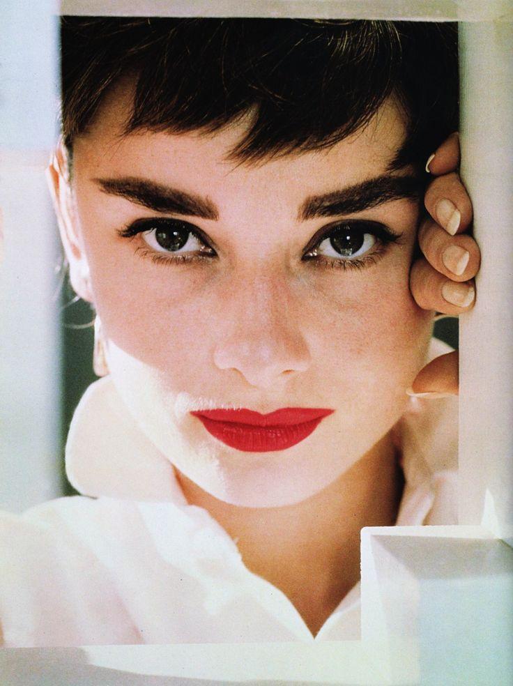 1960s red lipstick vintage makeup