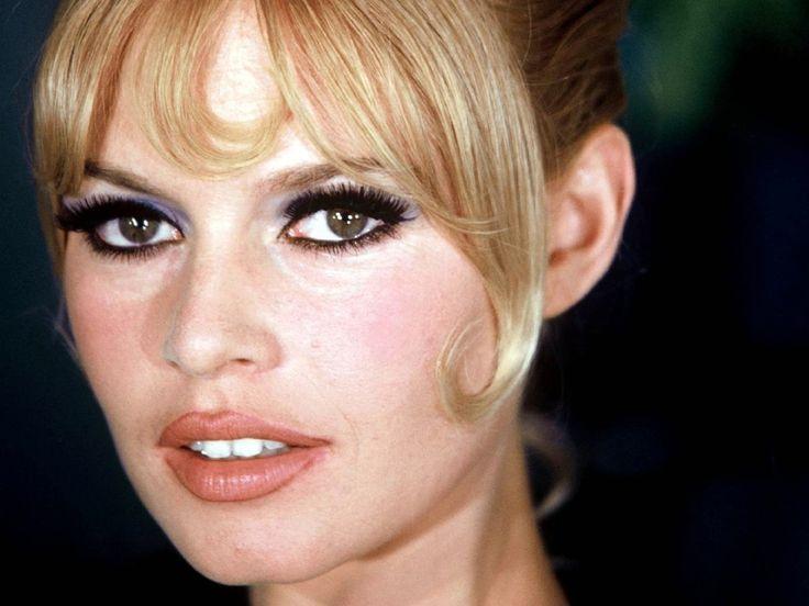 Brigitte Bardot inspired 1960s smoky eyes