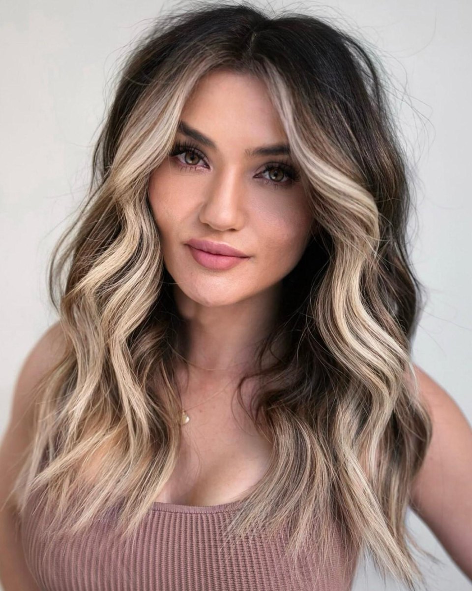 Face framing hair highlights