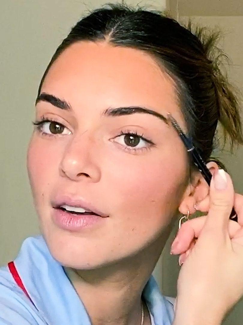 Kendall Jenner feathered eyebrows makeup