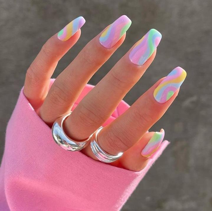Pastel swirl Harry Styles nails