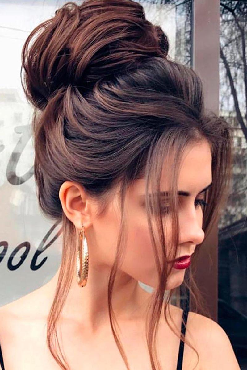 High loose bun with volume