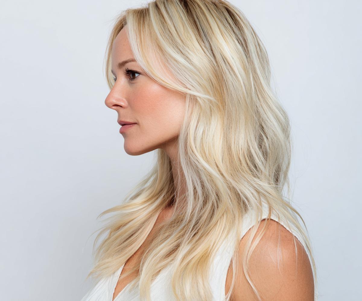Light Blonde Face Framing Layers