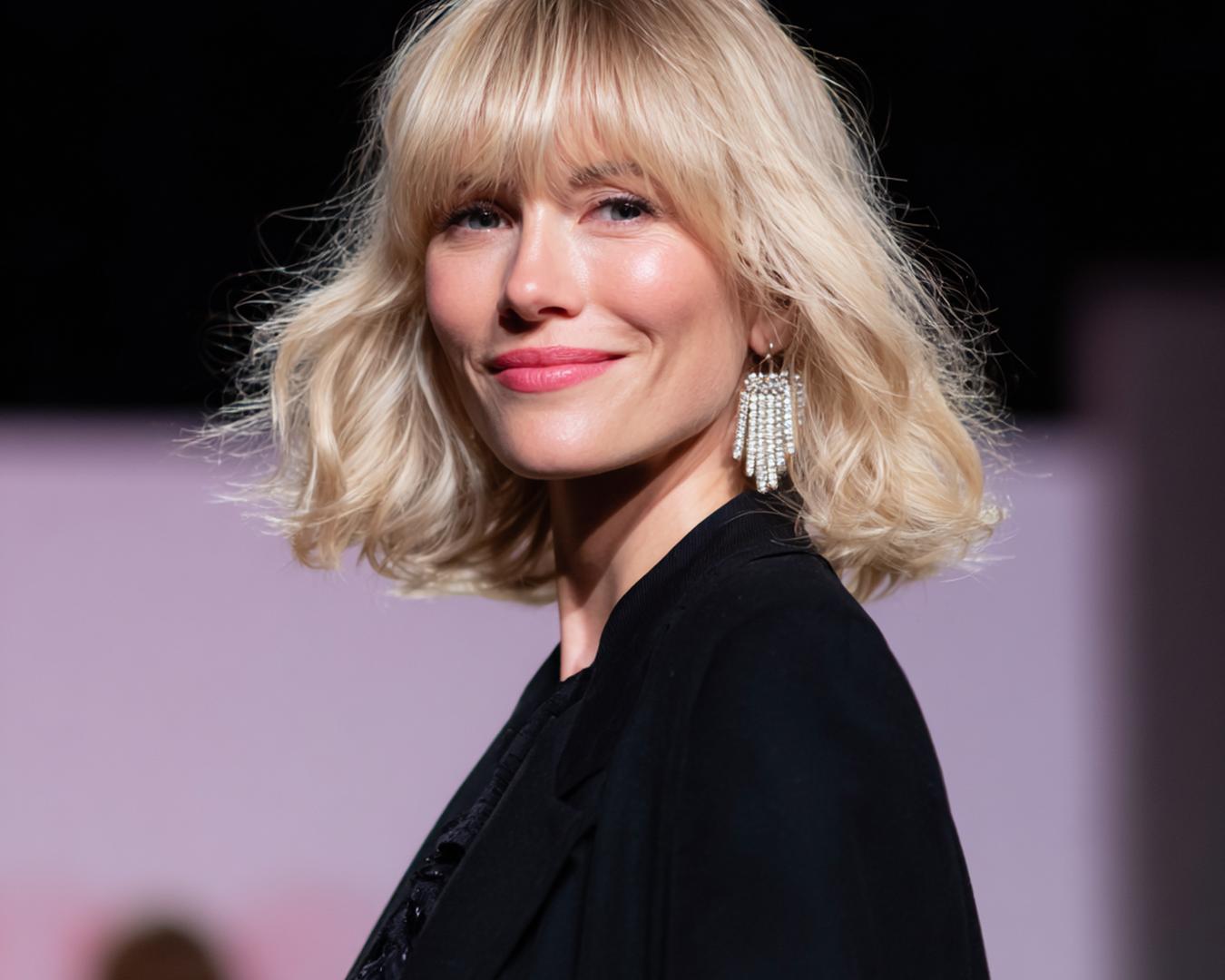 Light Blonde Wavy Bob Fringe