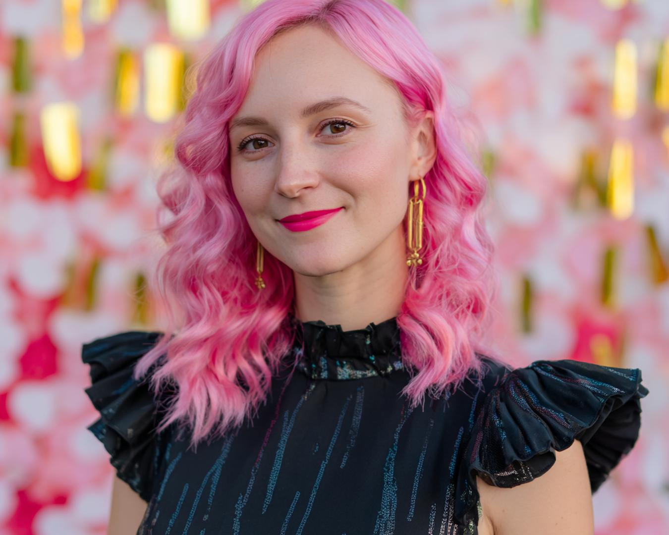 Pink Wavy Lob Center Part