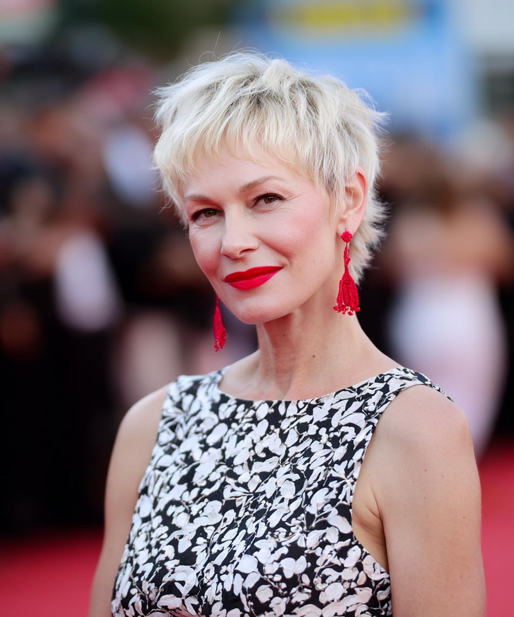 Textured Platinum Choppy Pixie