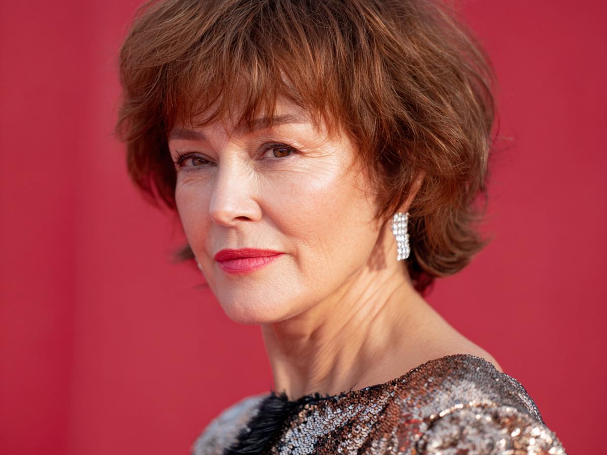 Tousled Brown Short Shag