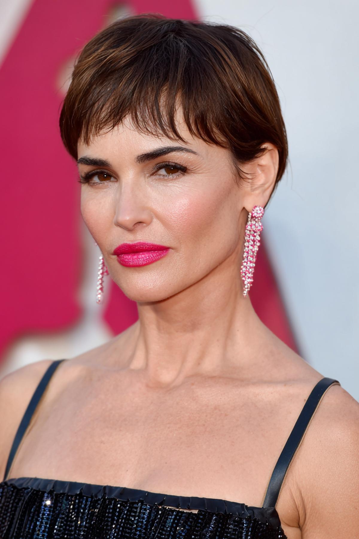 20 Best Short Hairstyles For Fine Hair Over 60