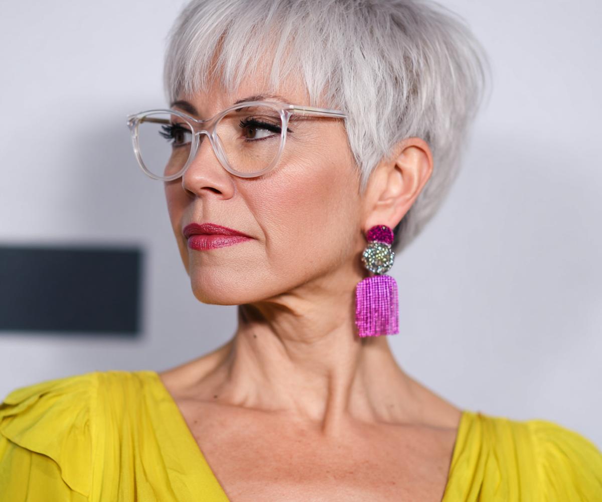Silver Pixie Bob With Fringe