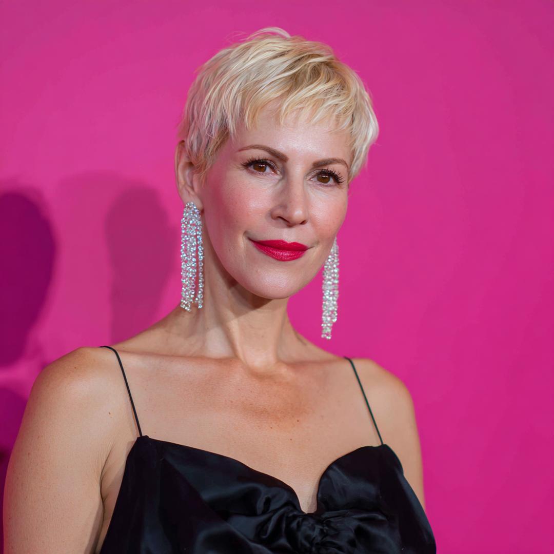 31 Chic Short Hairstyles For Women Over 60