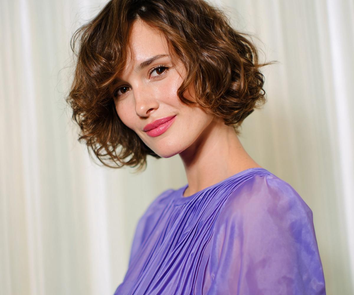 15 Best Wavy Bob Haircuts To Inspire Your Next Chop