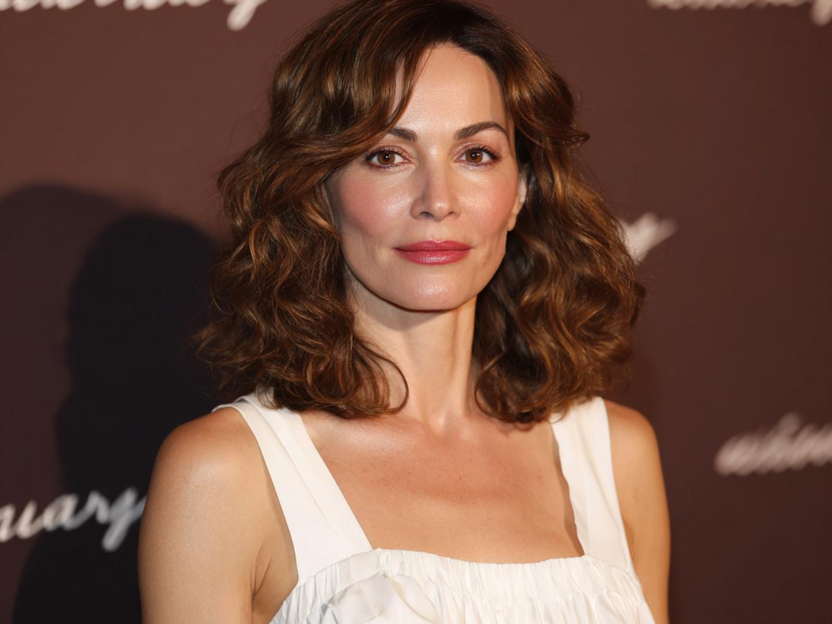 20 Youthful Hairstyles For Women Over 50