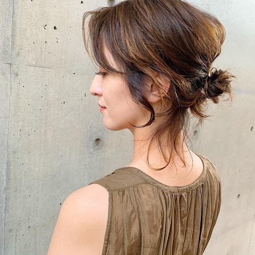 Loose bun medium length hair