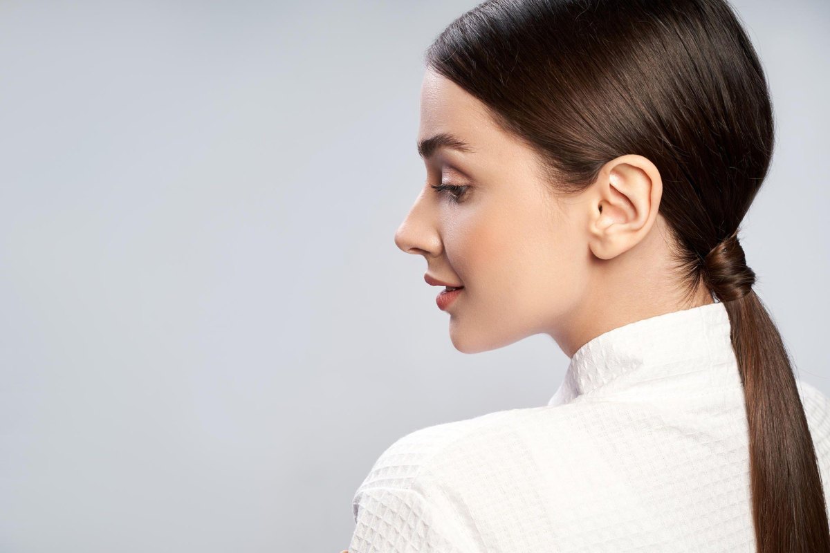 Woman with minimalist modern hairstyle