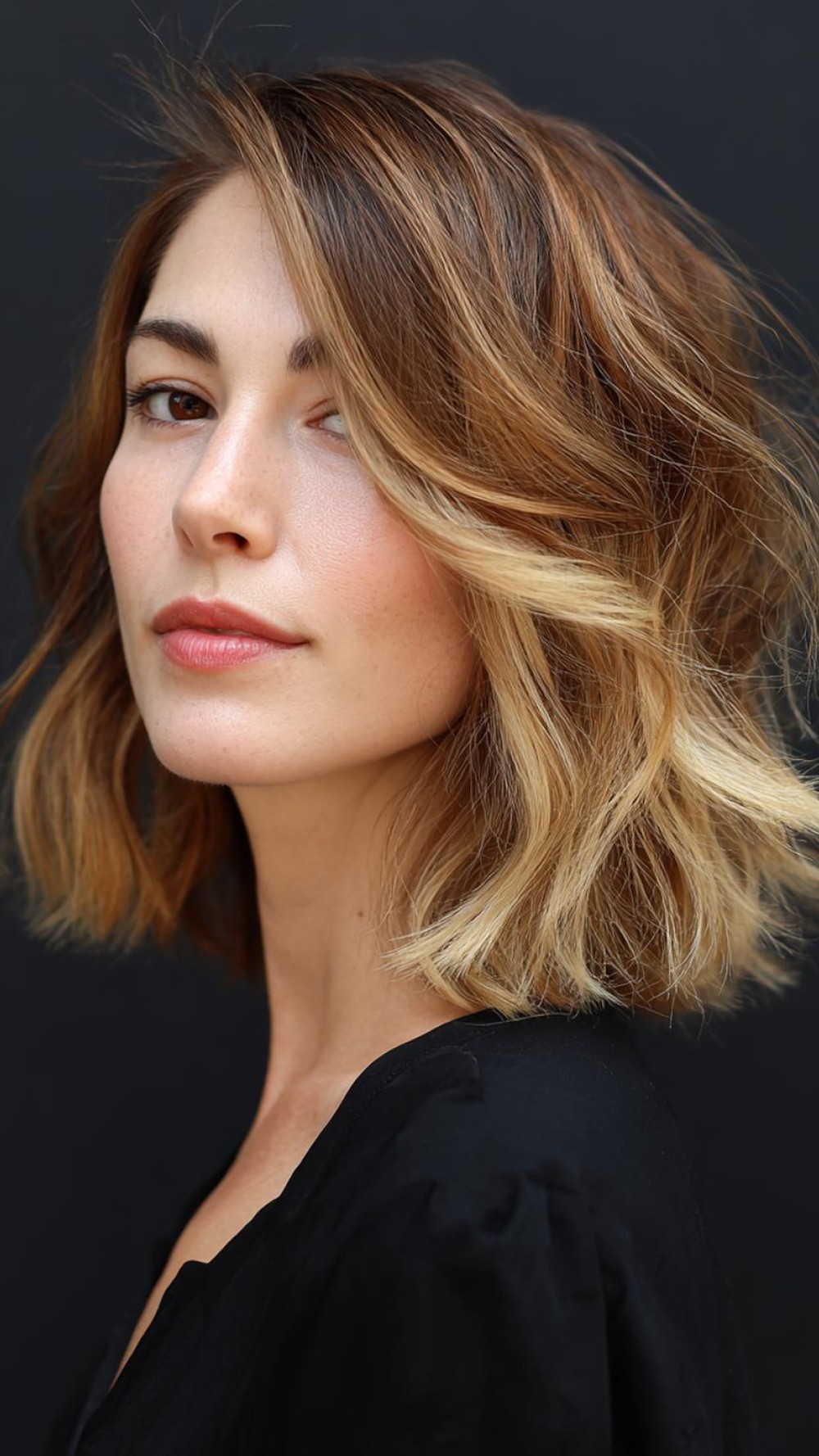 22 Top Easy Hairstyles for Modern Look