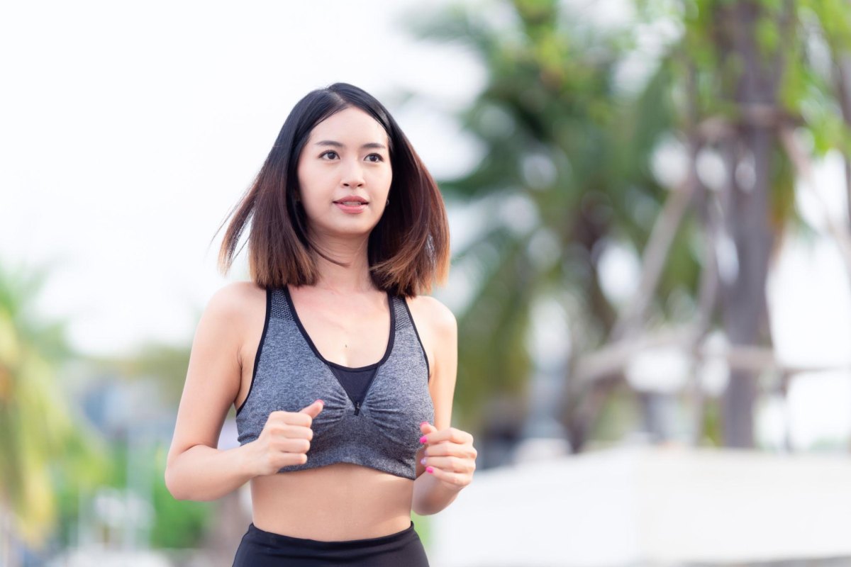 Woman with layered shoulder haircut