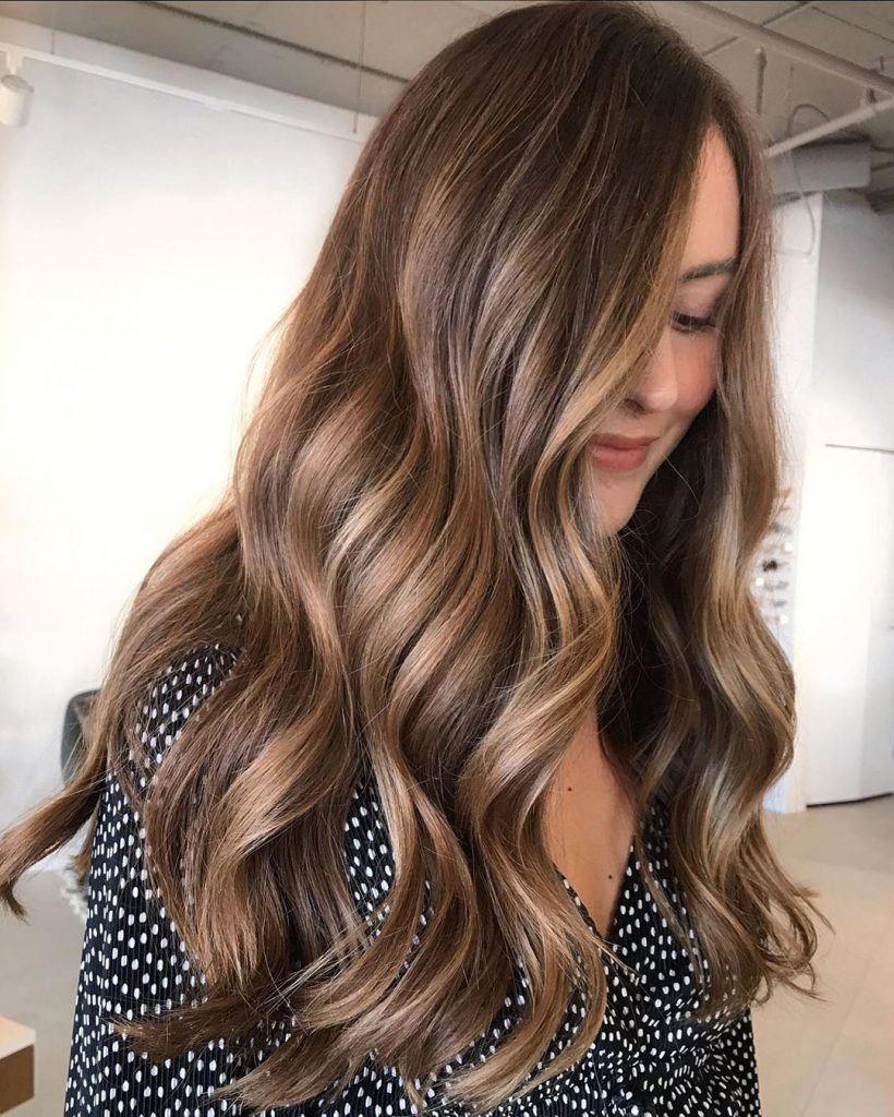 Soft caramel brown highlights