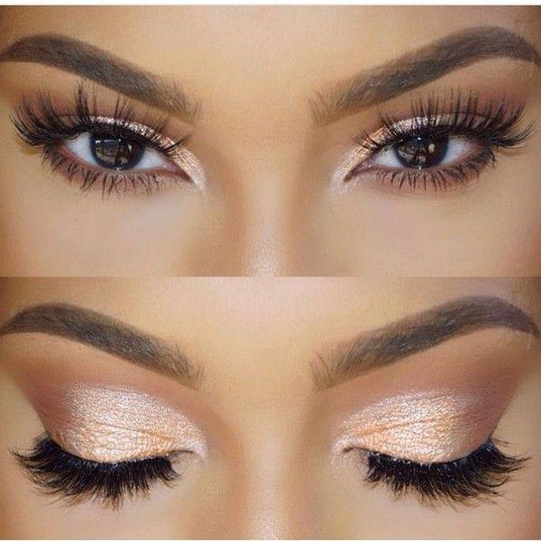 Winged eyeliner and voluminous lashes