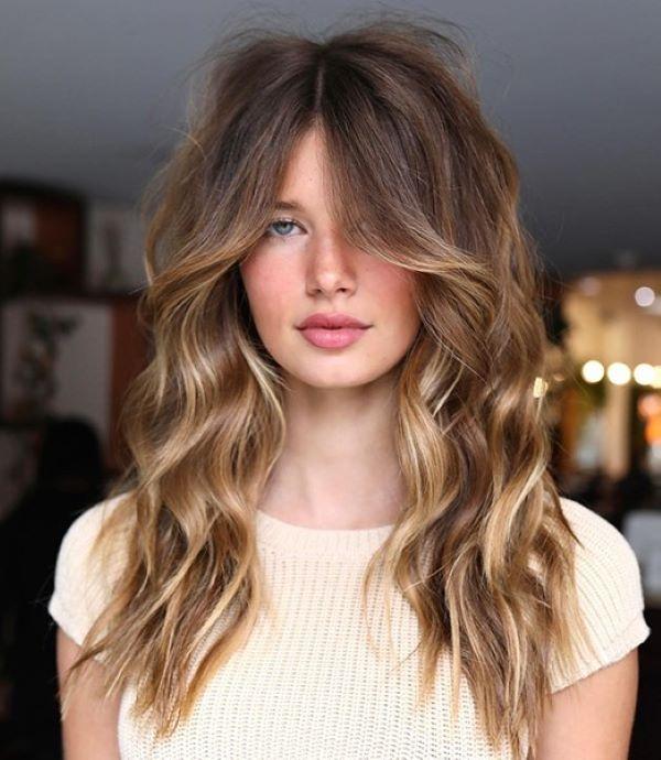 Wavy hair curtain fringe